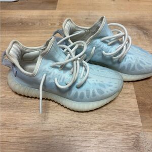 Blue YEEZY Shoes Size 4.5